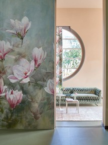 https://smtp.prshots.com/contents/archives/1979/1012/images/thumb350x287_auto/Pink-paint__thumb.jpg